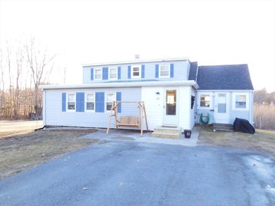 /international/us/19-s-hunt-rd-amesbury-ma-110106537449/