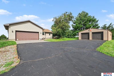 /international/us/57840-218-street-glenwood-ia-110109194865/