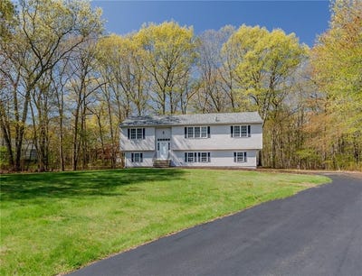 /international/us/136-hope-hill-terrace-cranston-ri-110107927208/
