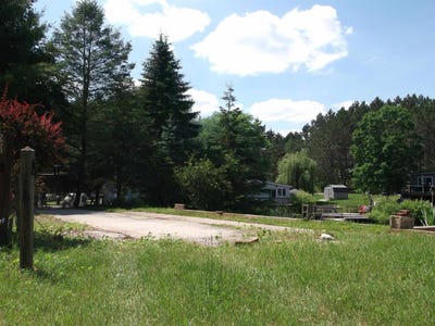 /international/us/2221-grass-lake-ave-lake-mi-110100864309/