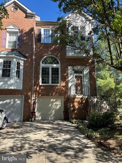/international/us/19001-gallop-drive-germantown-md-110108606083/