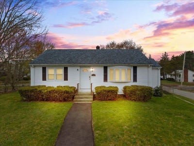 /international/us/198-highland-st-taunton-ma-110107666120/
