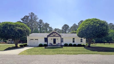 /international/us/1307-gin-pond-drive-summerton-sc-110107536517/