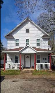 /international/us/218-n-baldwin-street-whitehall-mi-110104484905/