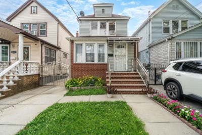 /international/us/8920-219th-street-queens-village-ny-110109771391/