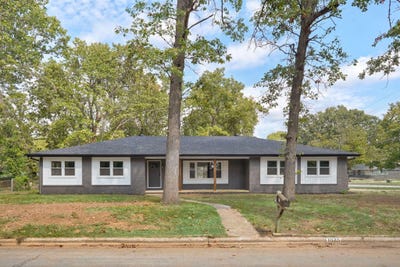 /international/us/1025-w-vancouver-street-springfield-mo-110110365349/