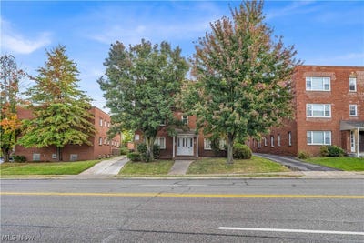 /international/us/2649-noble-road-cleveland-heights-oh-110120806535/