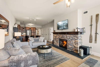 /international/us/702-sandpoint-ave-sandpoint-id-110105795233/