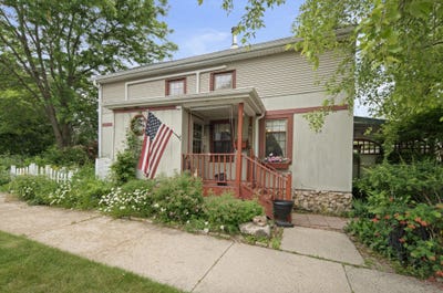 /international/us/232-second-st-hartford-wi-110100310224/