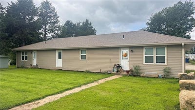 /international/us/505-n-elmira-street-highland-ks-110108734790/