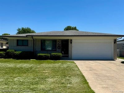 /international/us/34528-hawke-drive-sterling-heights-mi-110108450358/