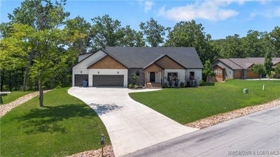/international/us/182-oakmont-avenue-lake-ozark-mo-110101195040/