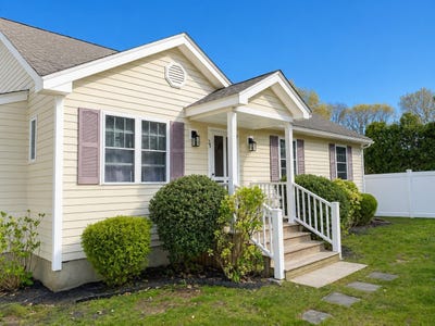 /international/us/34-10th-street-s-edgartown-ma-110107930066/