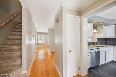 /international/us/833-valley-st-union-twp-nj-110101237519/