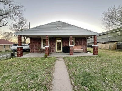 /international/us/1125-n-meridian-ave-wichita-ks-110106815264/