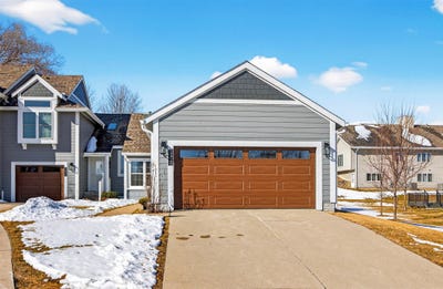 /international/us/2428-81st-circle-urbandale-ia-110106100830/