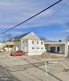/international/us/76-78-82-n-main-street-dover-pa-110120661169/