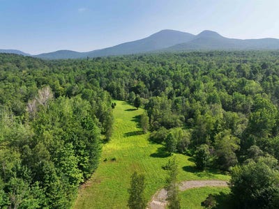 /international/us/-hannah-clark-brook-road-montgomery-vt-110101065376/?lang=zh-cn