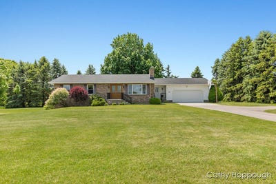 /international/us/686-e-tuttle-road-ionia-mi-110099933046/