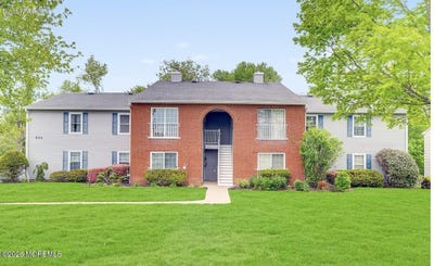 /international/us/502-harding-road-freehold-nj-110109809936/