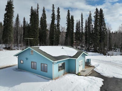 /international/us/696-dahl-lane-fairbanks-ak-110107635708/
