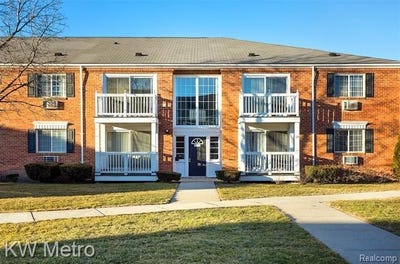 /international/us/2425-torquay-avenue-royal-oak-mi-110107611990/