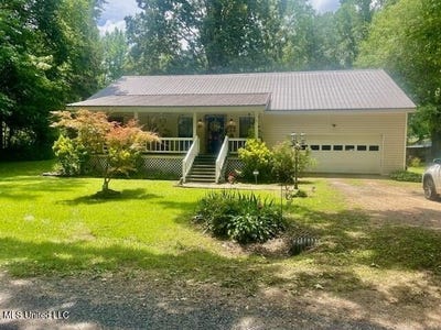/international/us/244-meadowview-drive-senatobia-ms-110100691361/