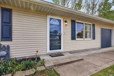 /international/us/433-s-tulip-tree-court-ellettsville-in-110109975748/