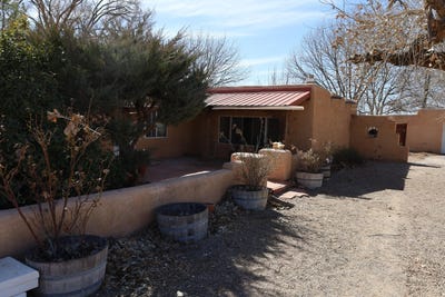 /international/us/45-algodones-road-peralta-nm-110097571157/