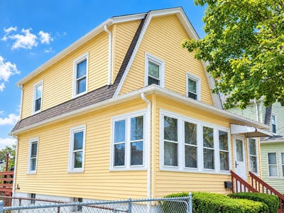 /international/us/18-clement-ave-peabody-ma-110120123753/