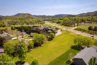 /international/us/8017-e-lamar-alex-pkwy-townsend-tn-110107152767/