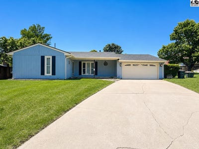 /international/us/425-parklane-ave-pratt-ks-110108696509/