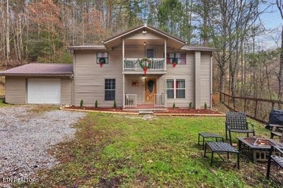 /international/us/4204-dellinger-hollow-rd-pigeon-forge-tn-110105952376/