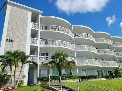 /international/us/2381-sunset-avenue-lake-worth-beach-fl-110094680029/