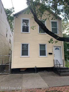 /international/us/316-second-street-albany-ny-110104223438/
