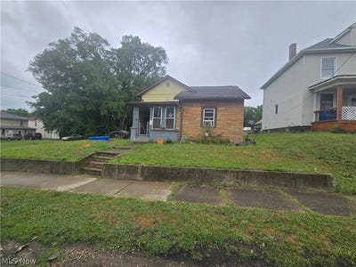 /international/us/24-maple-avenue-se-massillon-oh-110109009454/
