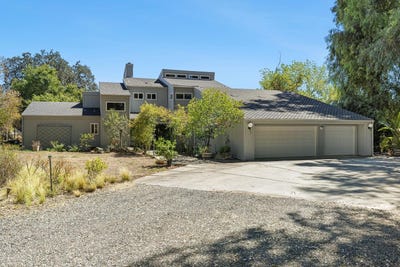 /international/us/4606-n-kittyhawk-avenue-sanger-ca-110119968893/