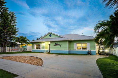 /international/us/303-harrison-avenue-cape-canaveral-fl-110097925569/