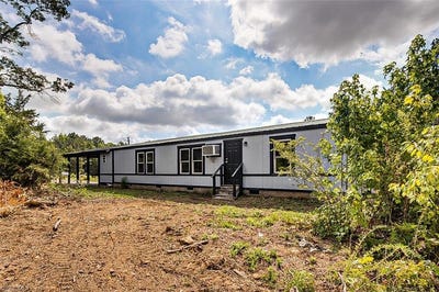 /international/us/4864-us-highway-220-asheboro-nc-110119315295/