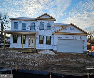 /international/us/3610a-e-joppa-road-baltimore-md-110108449926/