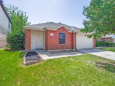 /international/us/11916-hickory-circle-fort-worth-tx-110109185381/