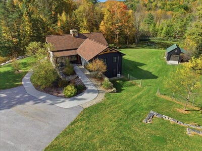 /international/us/327-bahan-road-shaftsbury-vt-110120498464/