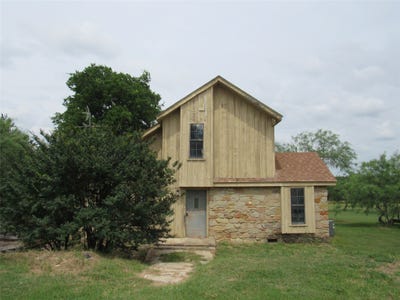 /international/us/138-private-road-227-whitney-tx-110108258991/
