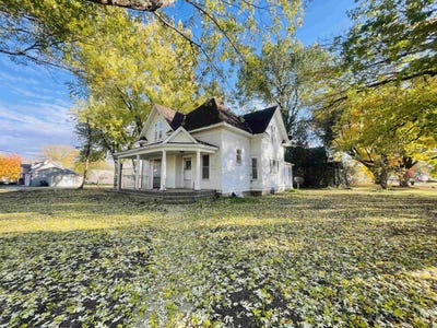 /international/us/204-jackson-st-moville-ia-110106675449/