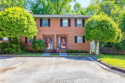 /international/us/1900-nw-meadowbrook-circle-dalton-ga-110099263045/