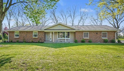 /international/us/6190-maple-road-frankenmuth-mi-110108095768/