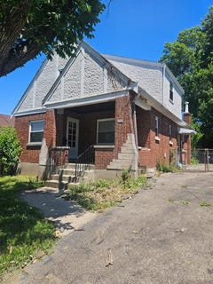 /international/us/3920-roswell-avenue-cheviot-oh-110108687539/