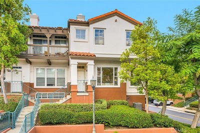/international/us/12695-nicklaus-lane-tustin-ca-110101100333/