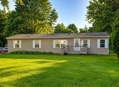 /international/us/124-n-office-street-braidwood-il-110108363987/