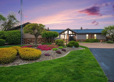 /international/us/54763-colonial-ridge-drive-bristol-in-110099298256/